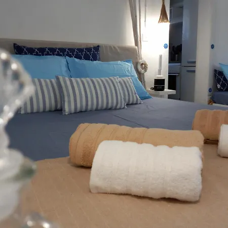 Luxury Loving * Tolo