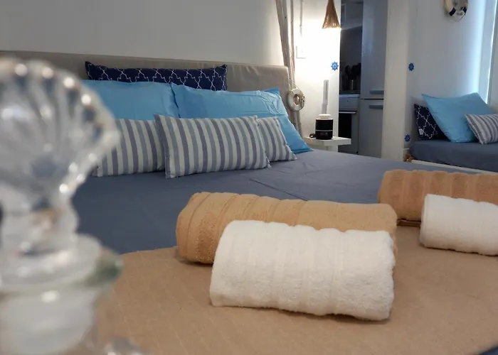 Luxury Loving * Tolón